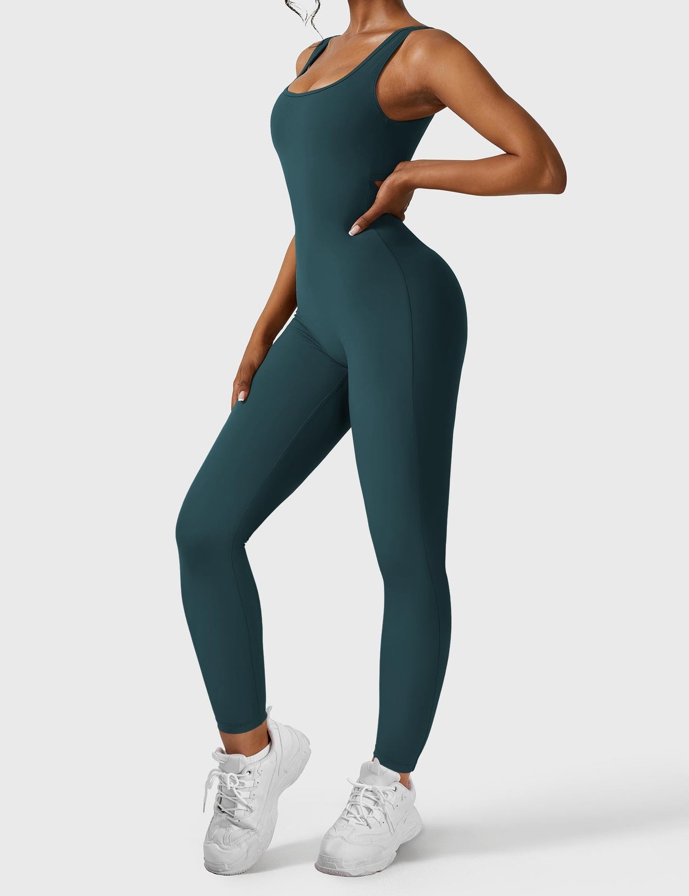 Therese | Eleganter Jumpsuit mit V-Rücken